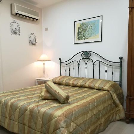 Ferienwohnung Le Pergolette Palermo Exterior foto